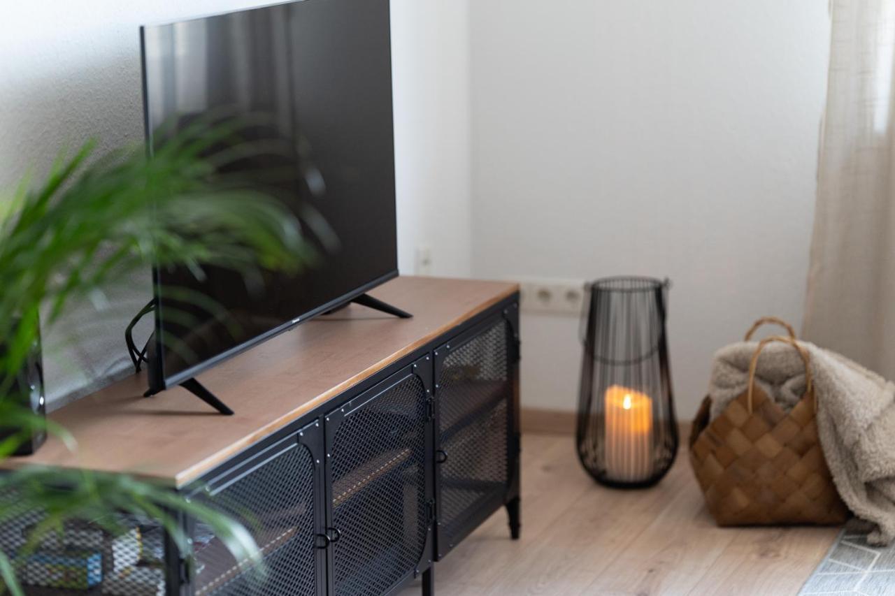 Apart63-Modern-3Room I Smart Tv I Free Parking I Free Wifi Hamm  Exterior photo